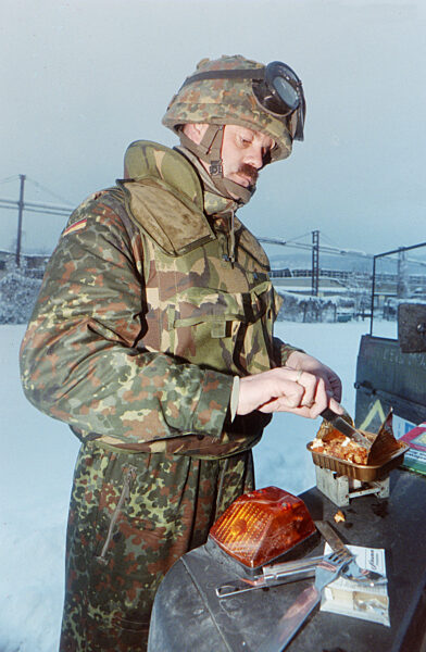 Deutsche IFOR-Soldaten 1996 in Bosnien-Herzegowina