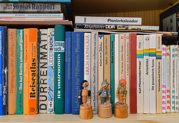 Zeitreise zurück im DDR-Bungalow