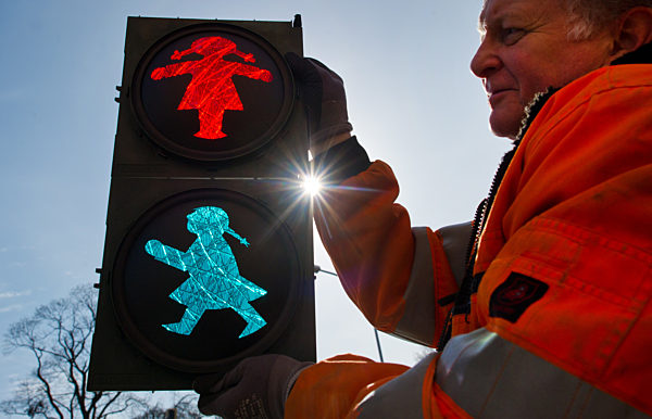 Erste Brandenburger Ampelfrau leuchtet