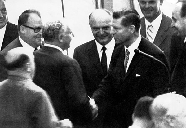 Walter Scheel elected as Bundestag deputy president