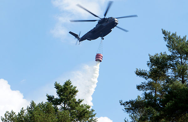 Situation bei Waldbrand bleibt brenzlig