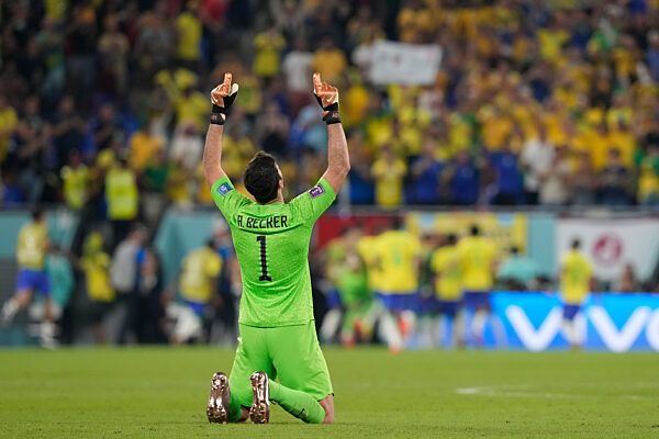 Qatar: Brazil vs Switzerland