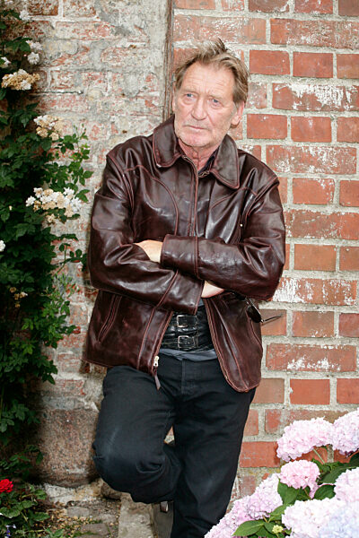 Habich, Matthias, * 14.1.1940, deut. Schauspieler, Halbfigur...