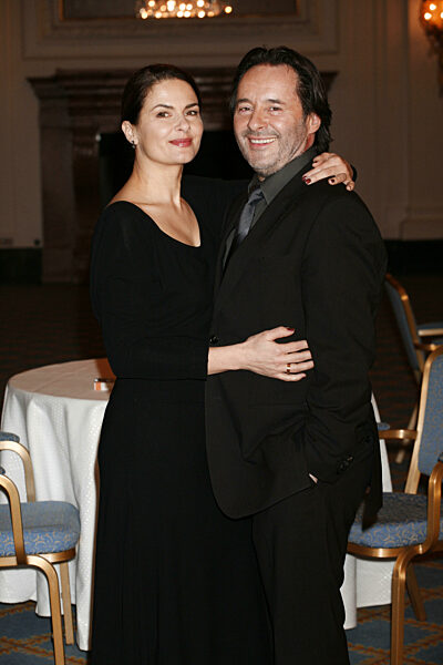 Auer, Barbara, * 1.2.1959, deut. Schauspielerin, Halbfigur, mit Uwe Kokisch...