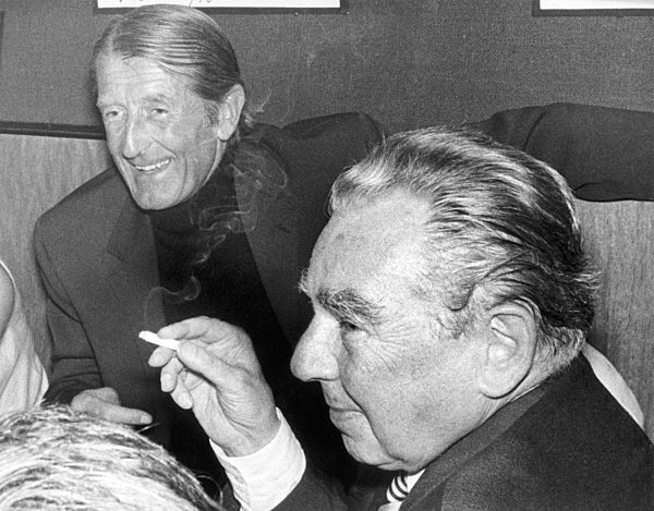 Kästner and Sommer in conversation