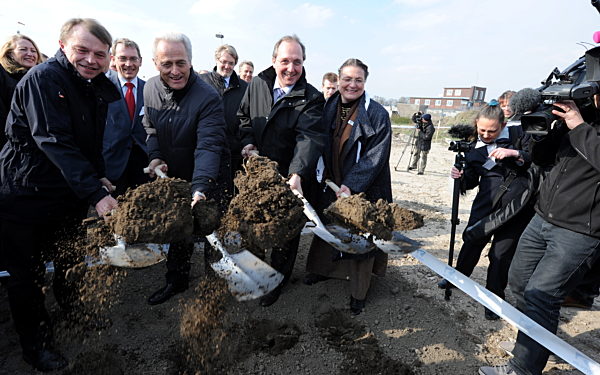 Spatenstich für Schleusenneubau am Nord-Ostsee-Kanal