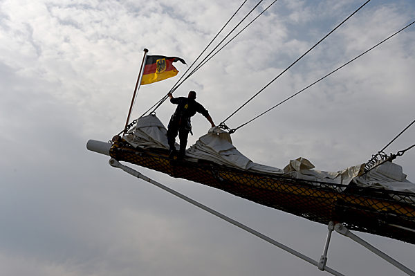 Segelschulschiff "Gorch Fock" läuft aus