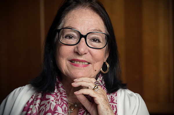 Nana Mouskouri wird 80