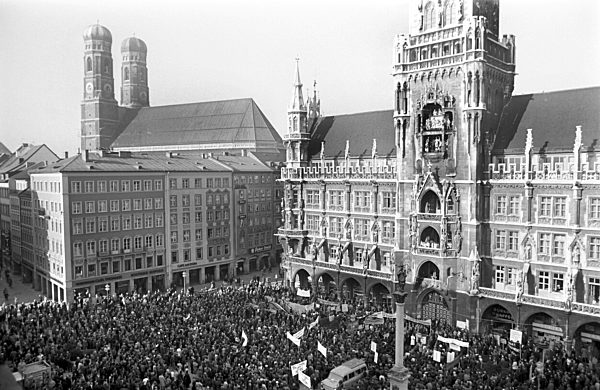 1974 - ÖTV fordert 15 Prozent Tariferhöhung