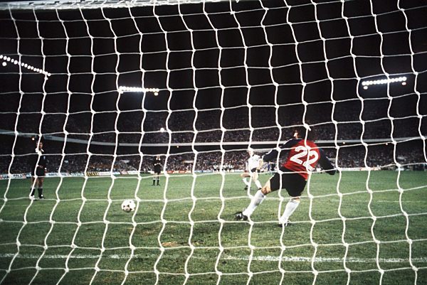 Fußball-WM '82: Horst Hrubeschs Elfmeter-Siegtor