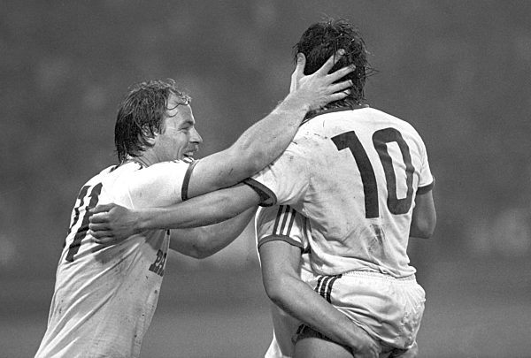 Soccer - 1983-84 - FC Schalke 04 - FC Bayern Munich 6-6 aet