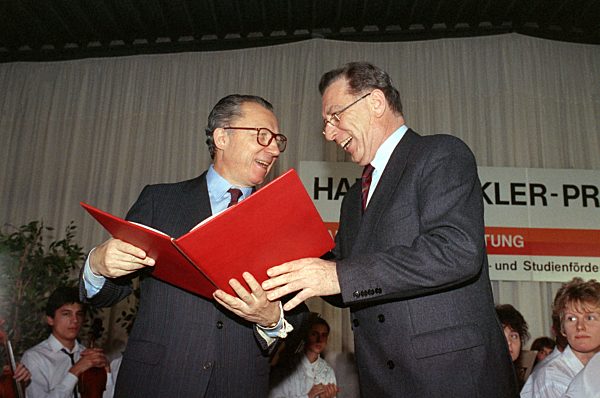Jacques Delors erhält Hans-Böckler-Preis