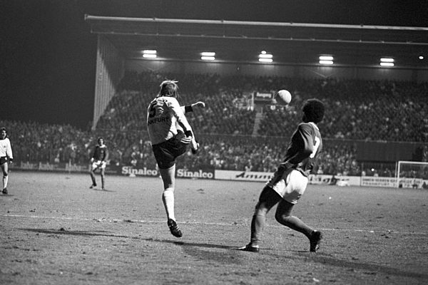 Fußball-Bundesliga - Saison 1973/1974 - Kickers Offenbach - Eintracht Frankfurt 5:2