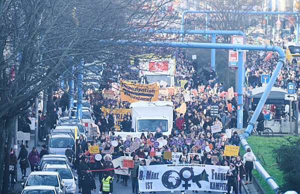 Internationaler Frauentag - Demonstration in Berlin