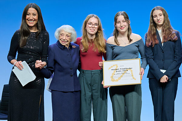 Verleihung des Margot Friedländer Preises