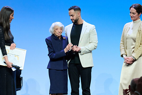 Verleihung des Margot Friedländer Preises