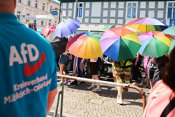 CSD in Eberswalde unter Polizeischutz