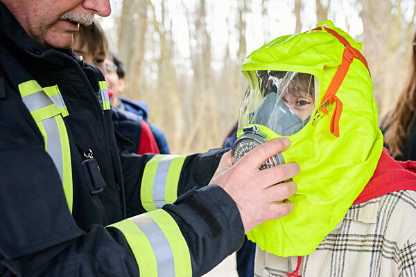 Rettungstag „Staying Alive“ - junge Menschen in Notfallsituation