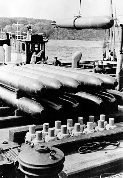 II. WK - Kriegsmarine - Zerstörer 1944