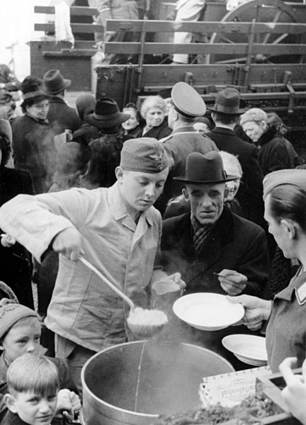 II. WK - WHW - Spendensammlung 1943