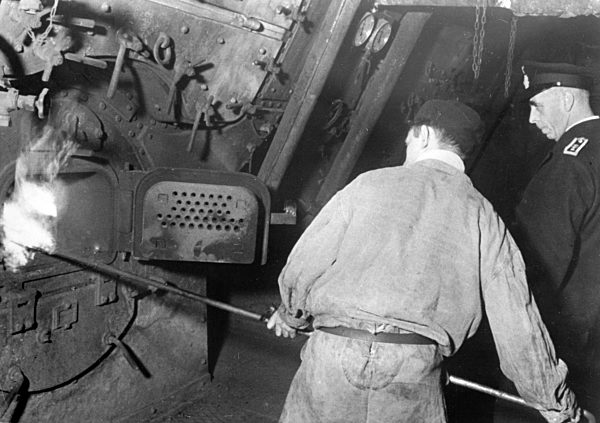 II. WK - Kriegsmarine - Hilfskriegsschiff 1941