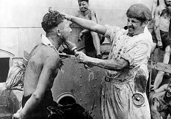 II. WK - Kriegsmarine - Äquatortaufe 1943