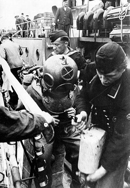 II. WK - Kriegsmarine - Taucher 1944