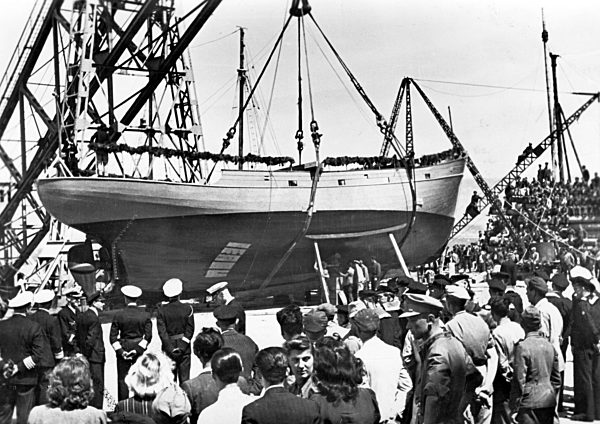 II. WK - Kriegsmarine - Kriegsfischkutter 1943