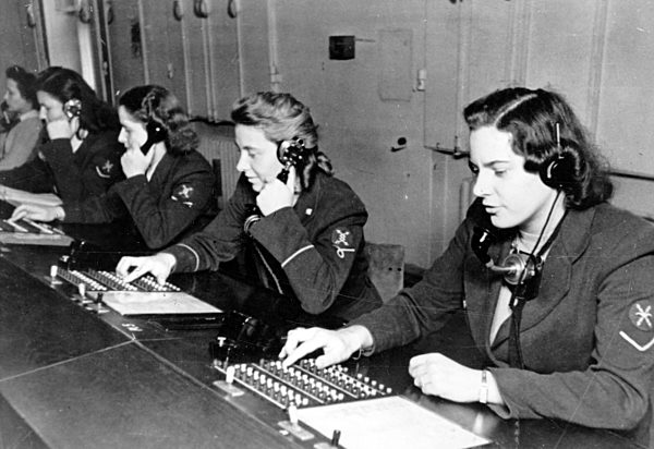 II. WK - Wehrmachthelferinnen 1943