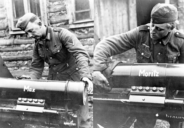 II. WK - Artillerie - Reinigen der Geschuetze 1941