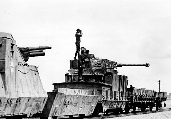 II. WK - Artillerie - Panzerzug 1944