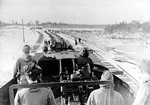 II. WK - Ostfront - Panzerzug 1944