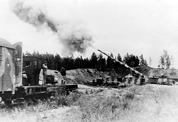 II. WK - Ostfront - Eisenbahngeschuetze 1943