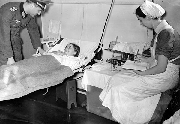 II. WK - Bereitschaftslazarett des DRK 1940