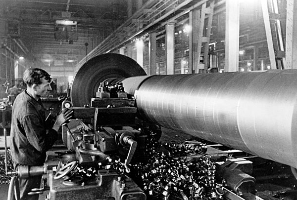 II. WK - Rüstungsindustrie um 1942