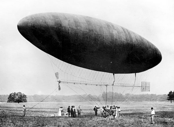 Französisches Luftschiff um 1905