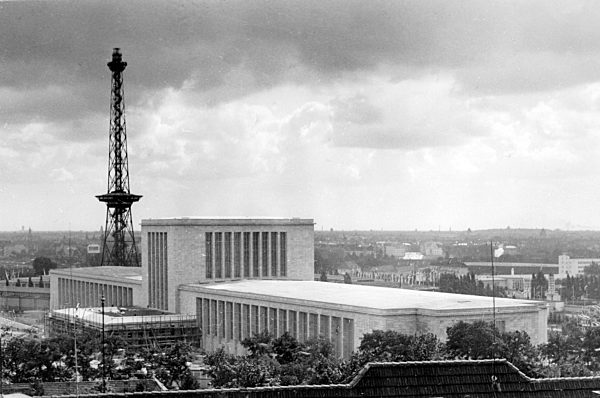 III. Reich - Berlin Messegelände 1937