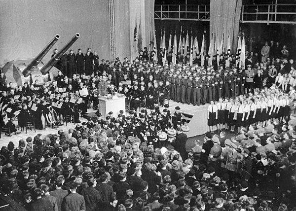 II. WK - Propaganda Rüstungsfabrik 1943