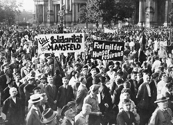 Weimarer Repulik - Demonstration 1930