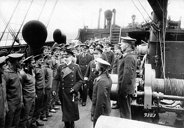 I. WK - Wilhelm II. auf der SMS Wolf