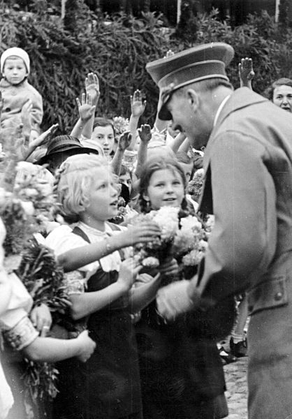 Third Reich - Adolf Hitler in Eger 1938