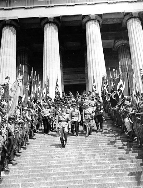 III. Reich - Hitler in der Walhalla 1937