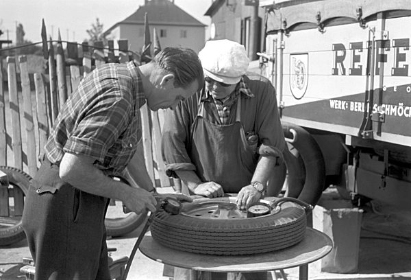 DDR - Autobahnspinne Hellerau 1952