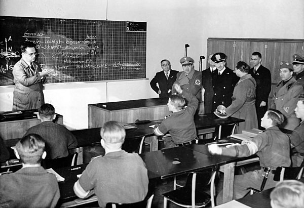 WW II - Heinkel factories Berlin 1940