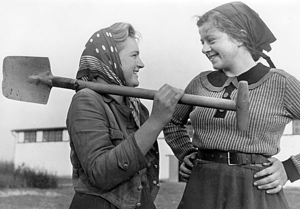 III. Reich - HJ in der Landwirtschaft 1938