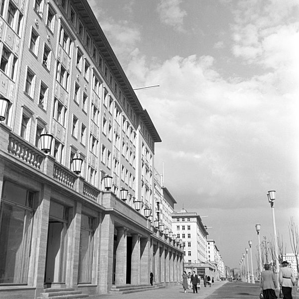 DDR - Berliner Stalinallee 1953