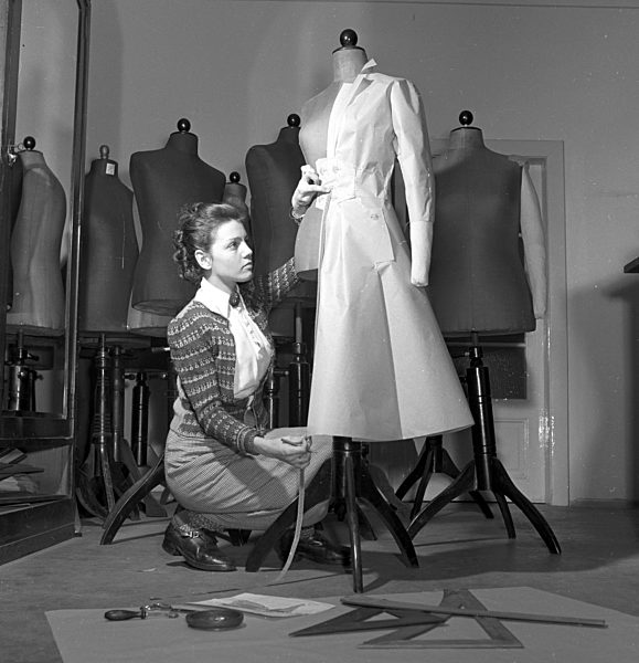 DDR - Herstellung Schnittmusterbogen 1953