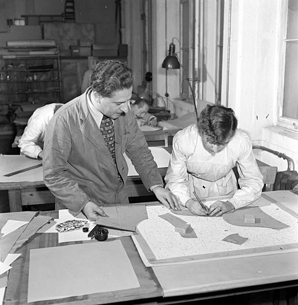 DDR - Herstellung Schnittmusterbogen 1953