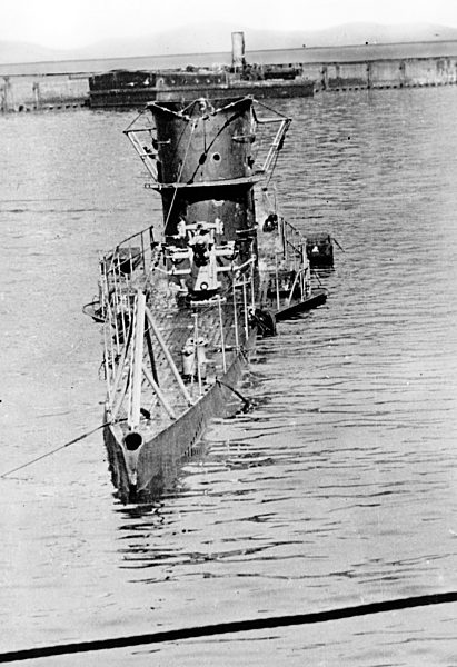 WW II - The German Navy - Men in the armaments industry 1940