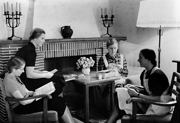 II. WK - Reichsbräuteschule 1939